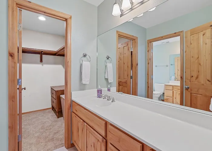 Eagles Landing Spacious Casita Prime Location Holiday home Flagstaff