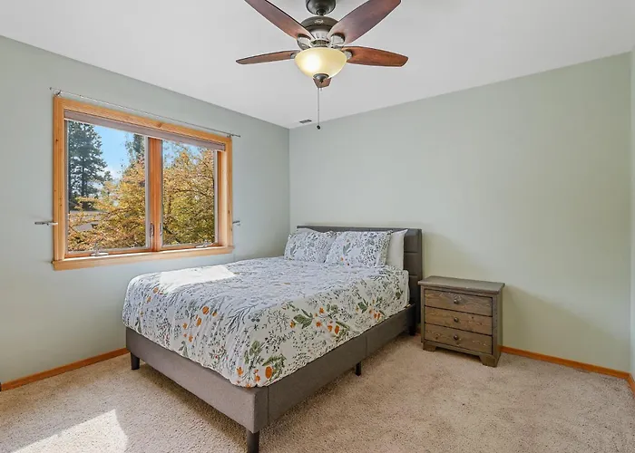 Eagles Landing Spacious Casita Prime Location Holiday home