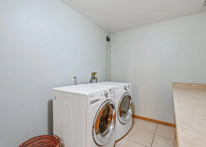 Eagles Landing Spacious Casita Prime Location Holiday home Flagstaff